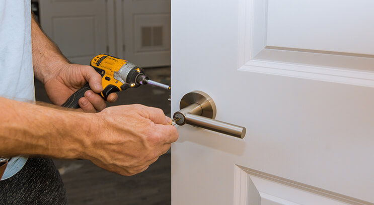 15 change locks